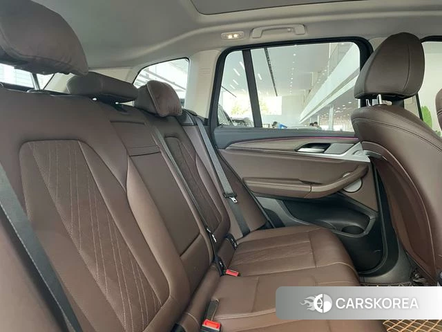 BMW X3 id 4253458 из Китая 10