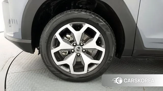 Ssangyong Torres id 3478155 из Кореи 15