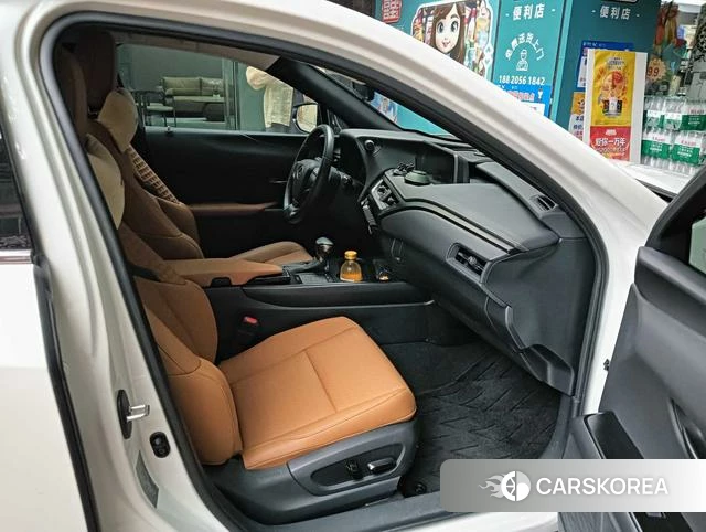 Lexus UX id 4262094 из Китая 15