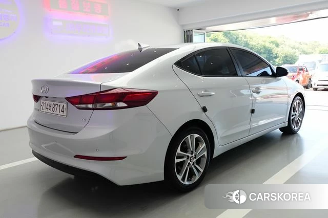 Hyundai Avante AD id 4269399 из Кореи 15