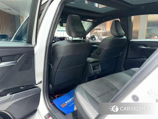 Toyota Camry id 4334991 из Китая 28