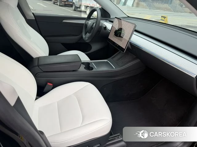 Tesla Model Y id 3882492 из Китая 10