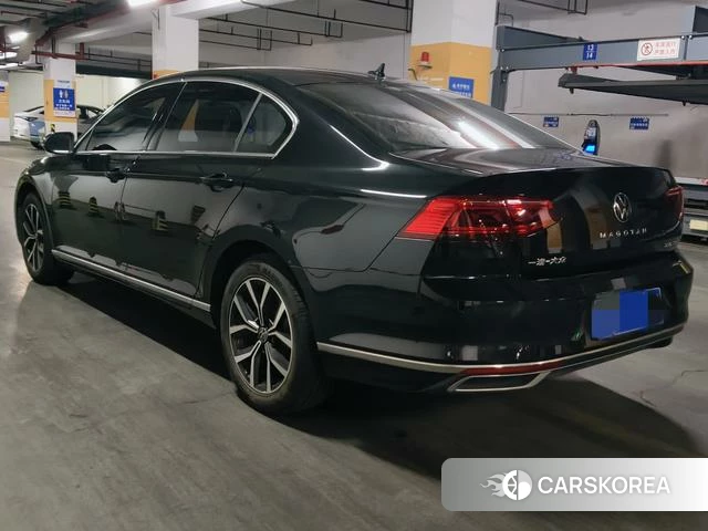 Volkswagen Magotan 2022 Черный из Китая, фото 5