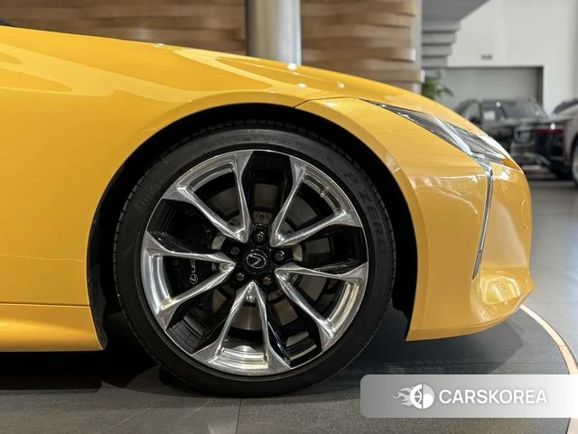 Lexus LC id 4262573 из Китая 15