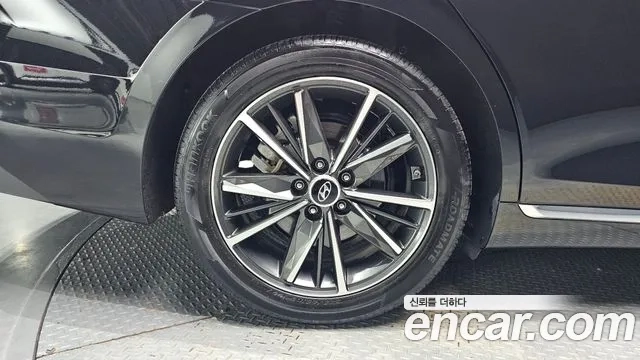 Hyundai The New Grandeur IG id 2955418 из Кореи 15