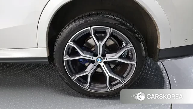 BMW X6 (G06) id 3384204 из Кореи 15