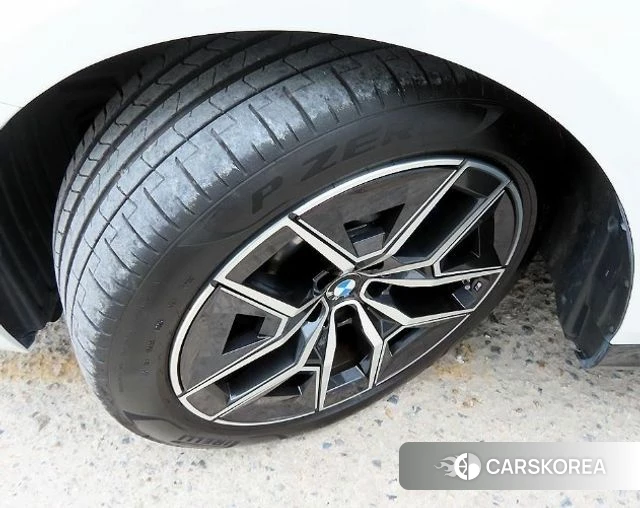 BMW 5 Series (G60) id 4584177 из Кореи 15
