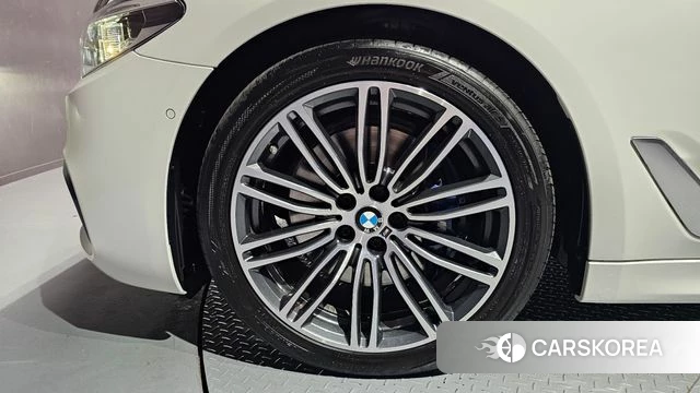 BMW 5 Series (G30) id 4446341 из Кореи 26