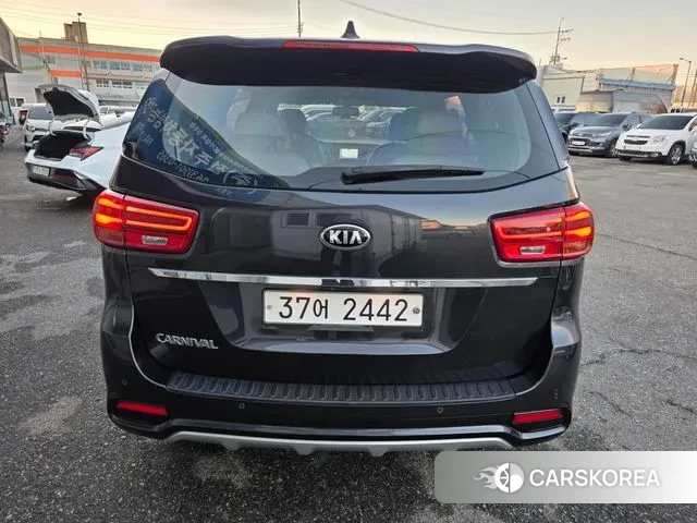 Kia The New Carnival id 3728567 из Кореи 15