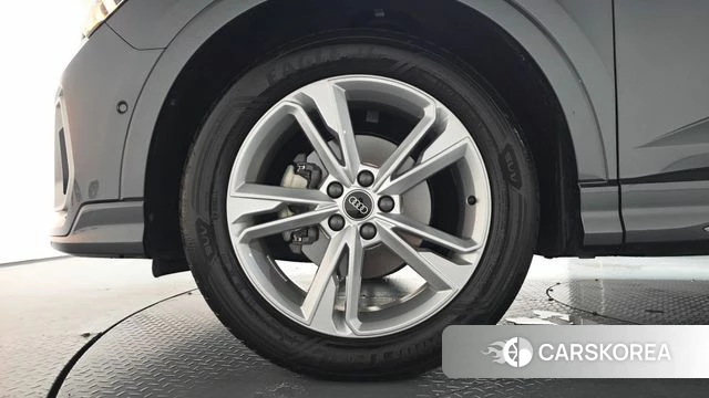 Audi Q3 (F3) id 4720633 из Кореи 28