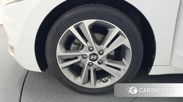 Hyundai Avante AD id 4543749 из Кореи 15