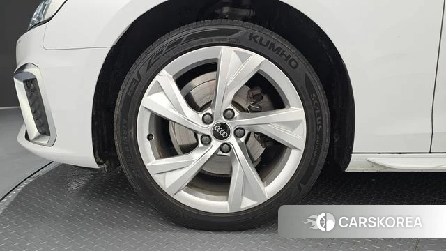 Audi A4 (B9) id 4872167 из Кореи 29