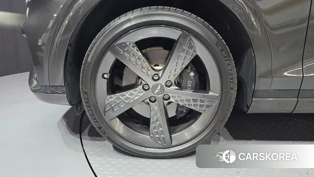 Genesis GV70 id 3217904 из Кореи 15