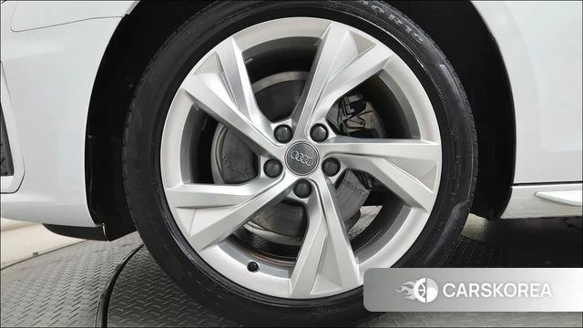 Audi A4 (B9) id 4594292 из Кореи 15