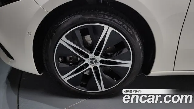 Mercedes-Benz A-Class W177 id 2706410 из Кореи 15