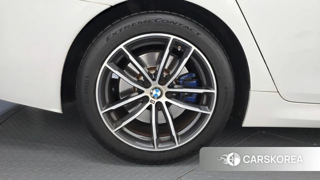 BMW 5 Series (G30) id 3794849 из Кореи 15