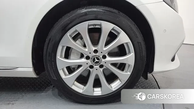 Mercedes-Benz E-Class W213 id 3166335 из Кореи 15