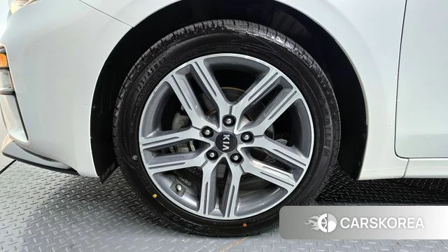 Kia Come New K3 id 3966172 из Кореи 16