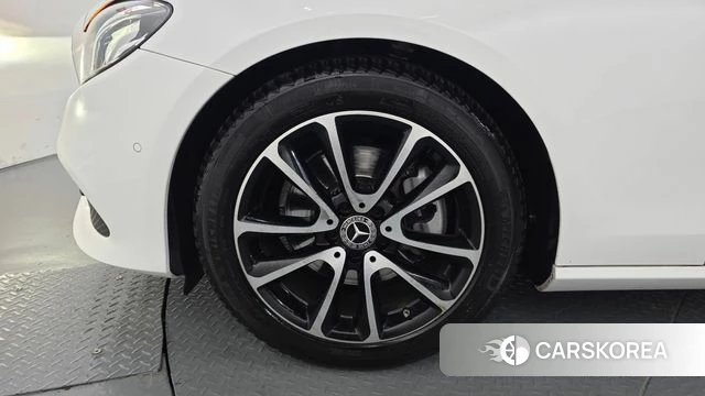 Mercedes-Benz E-Class W213 id 4693446 из Кореи 26