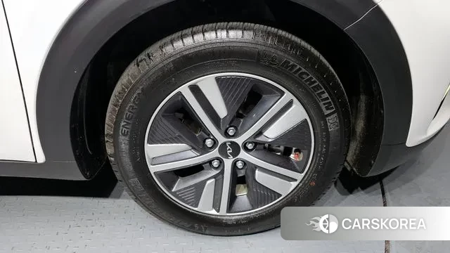 Kia The New Niro id 3384295 из Кореи 15