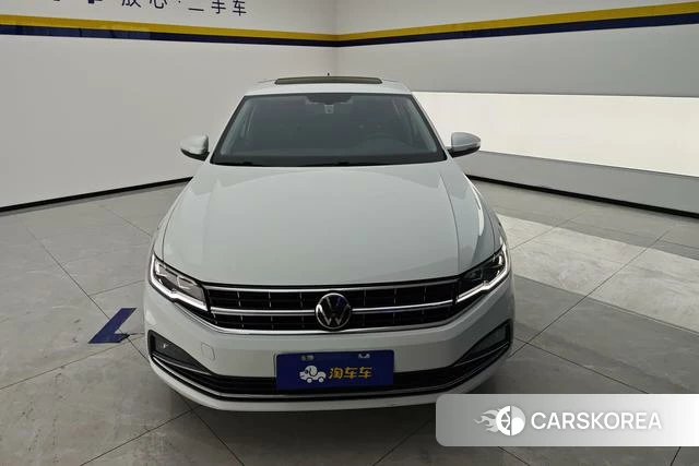 Volkswagen Bora id 4212408 из Китая 12