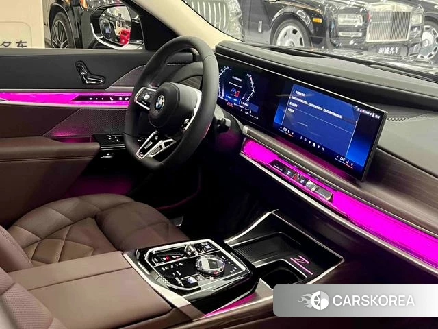 BMW 7 series 2023 Черный из Китая, фото 5