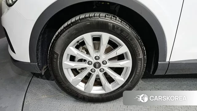 Audi Q3 (F3) id 3550219 из Кореи 15