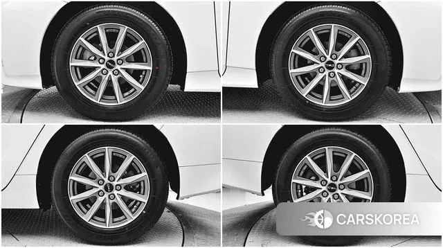 Toyota Prius 4th Generation id 3602430 из Кореи 15