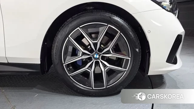 BMW 5 Series (G60) id 3451941 из Кореи 15