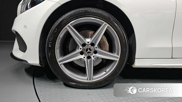Mercedes-Benz C-Class W205 id 4684593 из Кореи 25