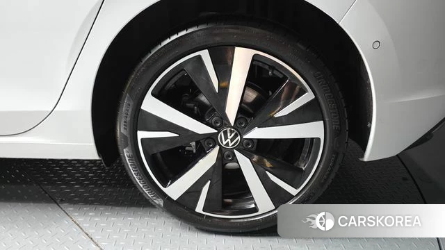 Volkswagen Golf 8th Generation id 4748773 из Кореи 26