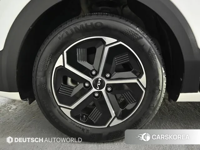 Kia Di Ol Nu Niro id 3625412 из Кореи 15