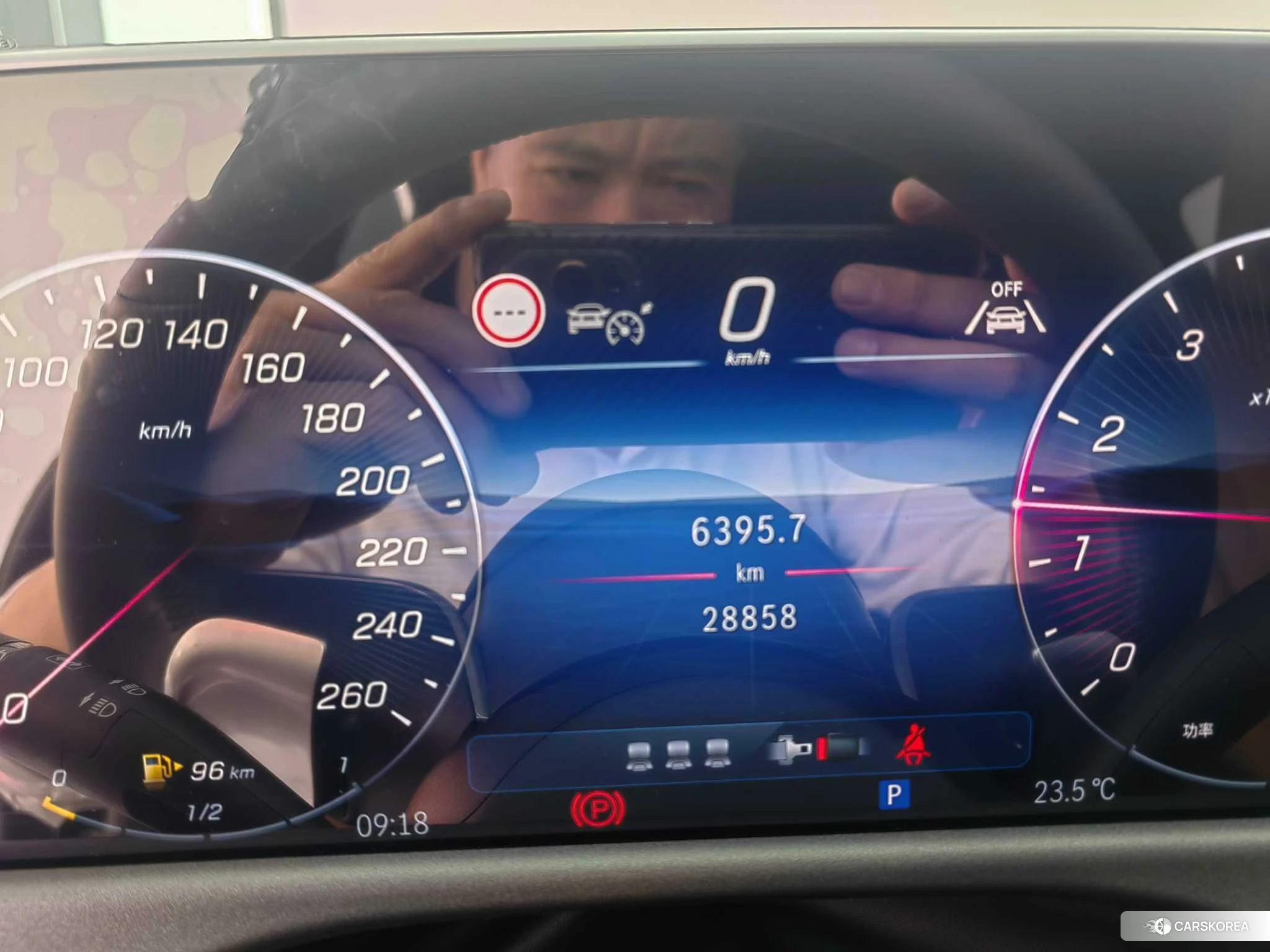 Mercedes-Benz E-class id 4452926 из Китая 10