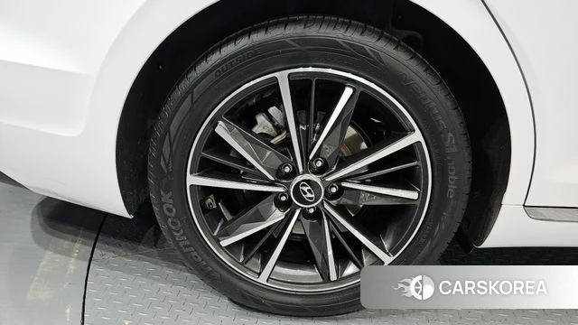 Hyundai The New Grandeur IG id 4303124 из Кореи 26