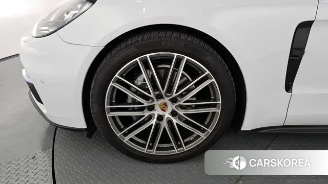 Porsche Panamera (971) id 3055819 из Кореи 15