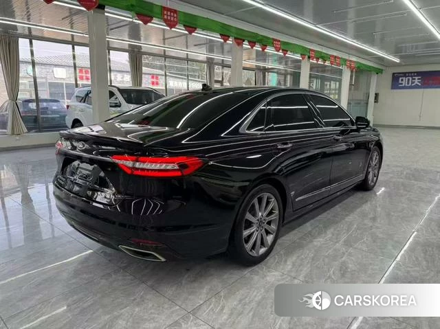 Ford Taurus 2021 Черный из Китая, фото 5