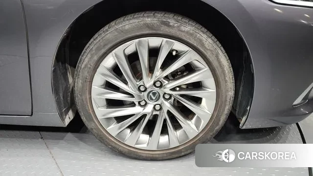 Lexus ES300h 7th generation id 3611694 из Кореи 15