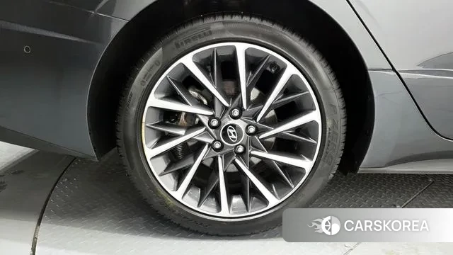 Hyundai Sonata (DN8) id 3728283 из Кореи 15