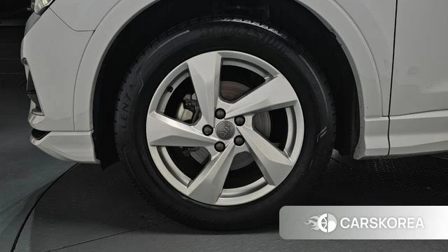 Audi Q3 (F3) id 4519457 из Кореи 29