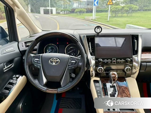 Toyota Elfa id 4341746 из Китая 13