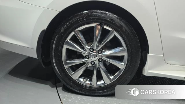 Kia The New Carnival id 4732891 из Кореи 28