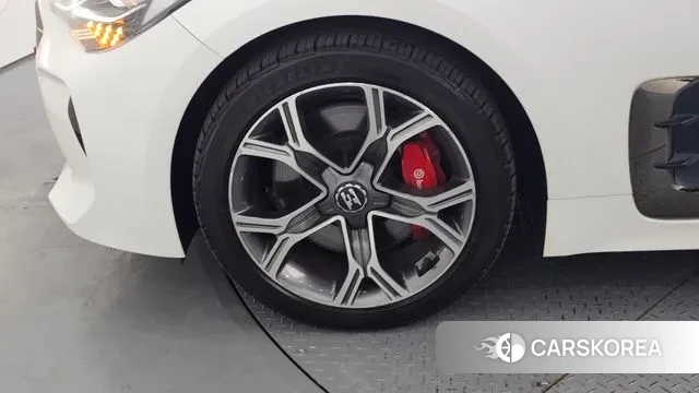 Kia Stinger id 3009352 из Кореи 15