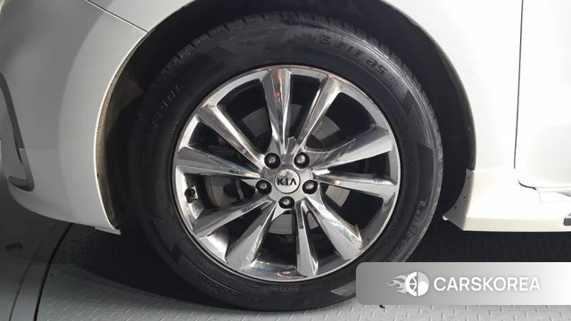 Kia The New Carnival id 4574359 из Кореи 15