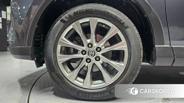 Toyota RAV4 id 4435625 из Кореи 25