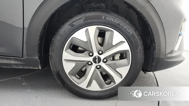 Kia Niro EV id 3237778 из Кореи 15