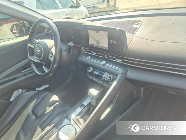 Hyundai Avante (CN7) 2020 Серебристо-серый из Кореи, фото 5