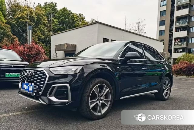 Audi Q5L Sportback 2022 Черный из Китая, фото 5