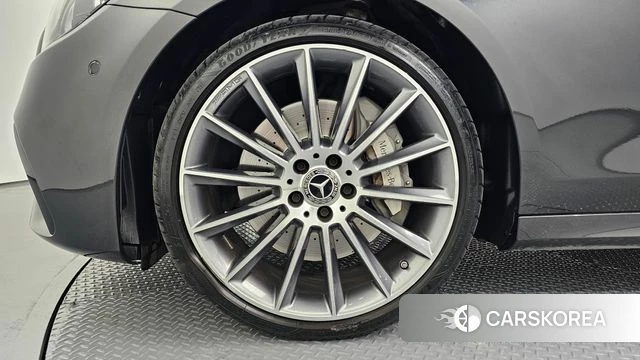 Mercedes-Benz E-Class W213 id 4267576 из Кореи 26