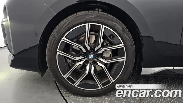 BMW 7 Series (G70) id 2852727 из Кореи 15