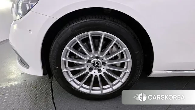 Mercedes-Benz E-Class W213 id 3753367 из Кореи 15